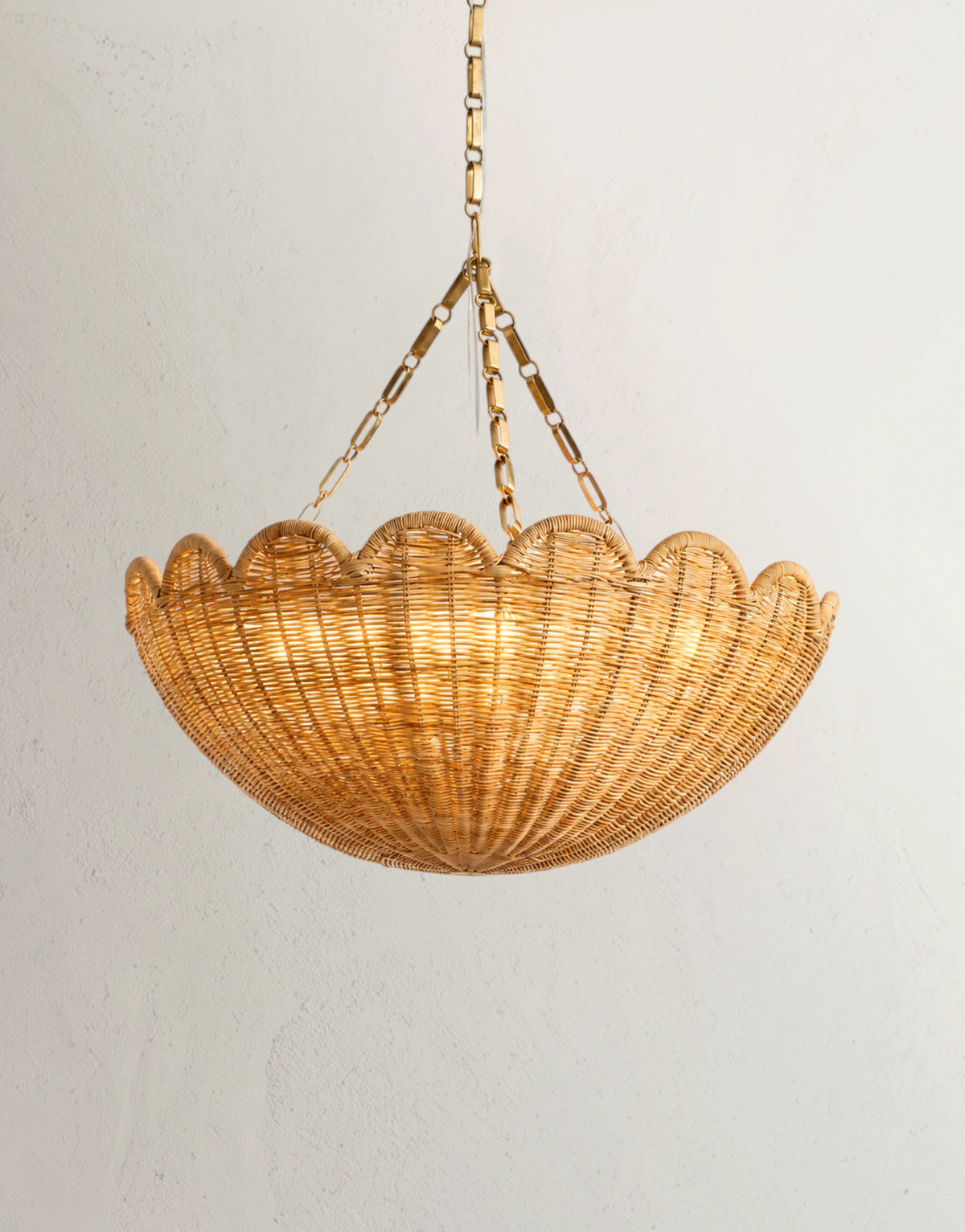 Scallora Chandelier