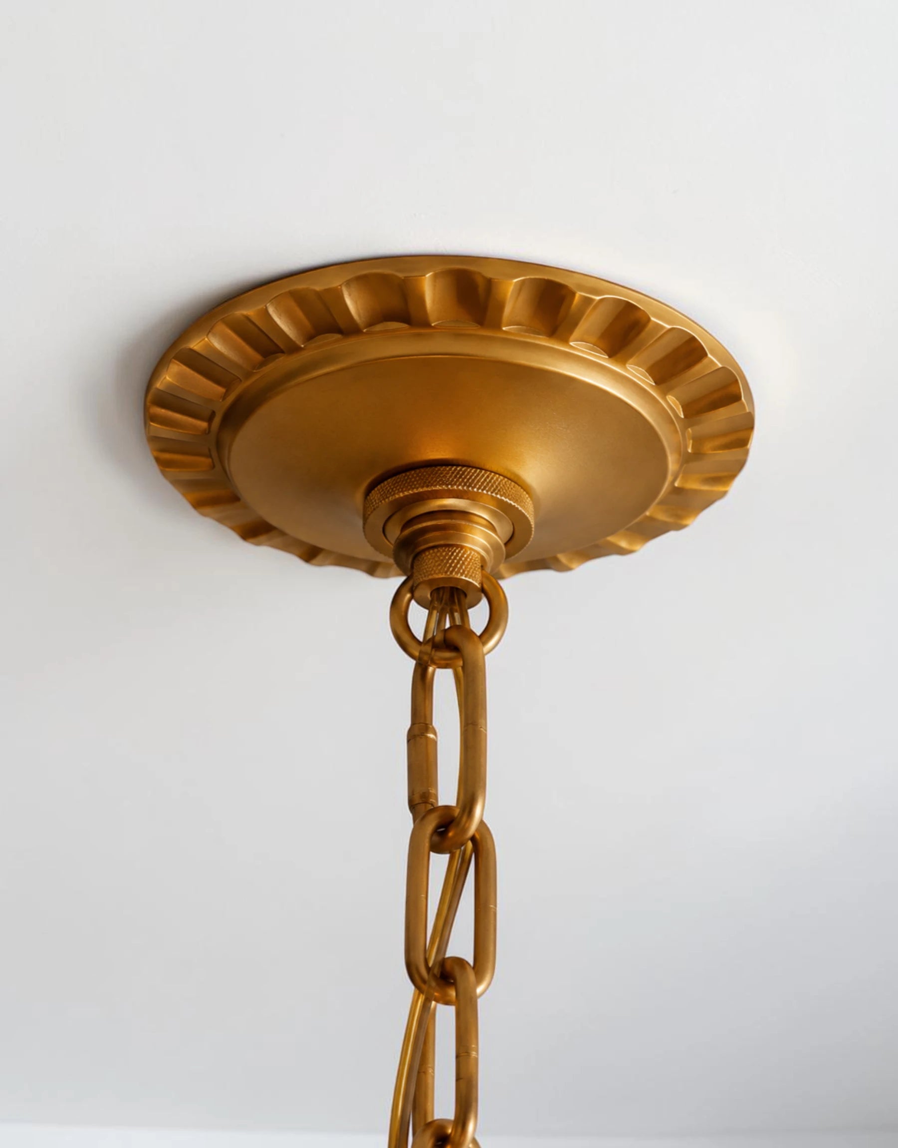 Sivella Chandelier