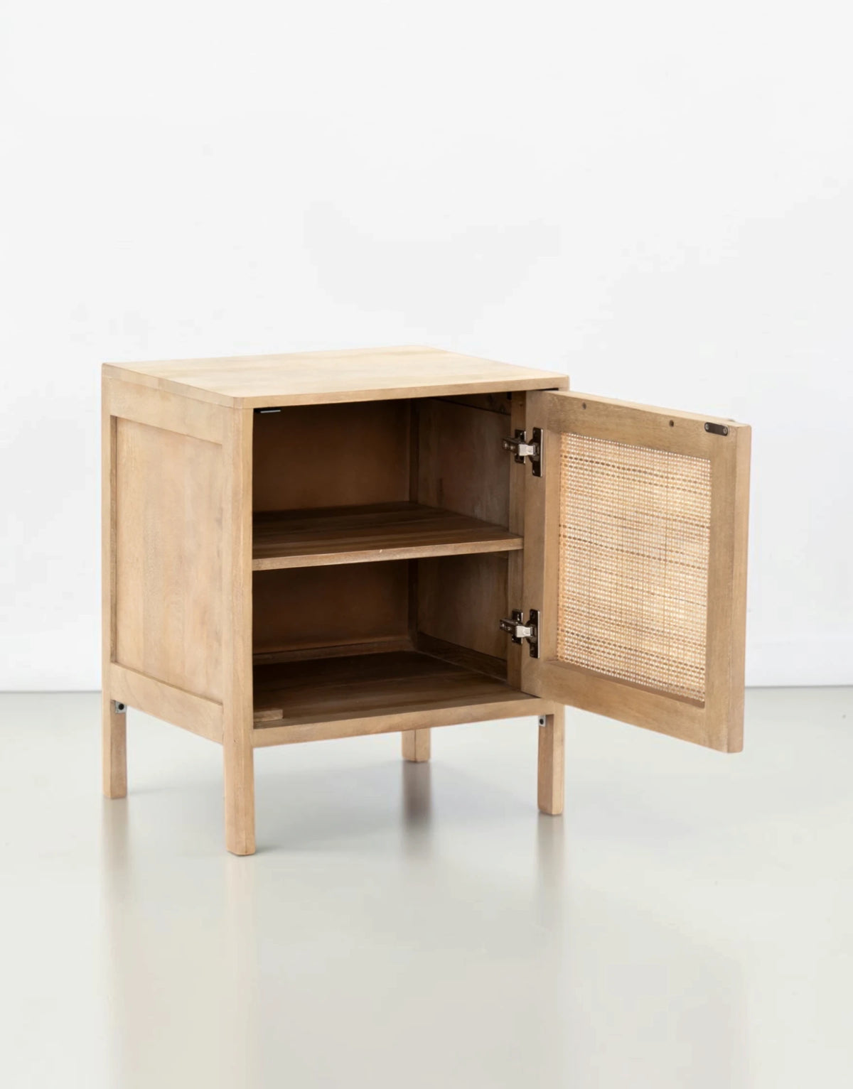 Sidney Nightstand