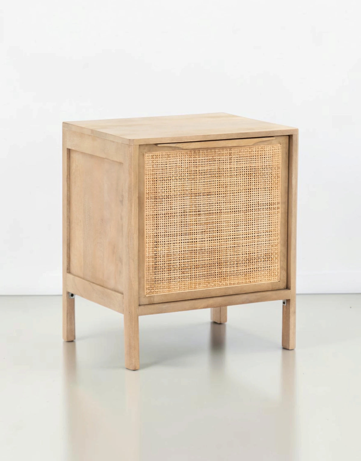 Sidney Nightstand