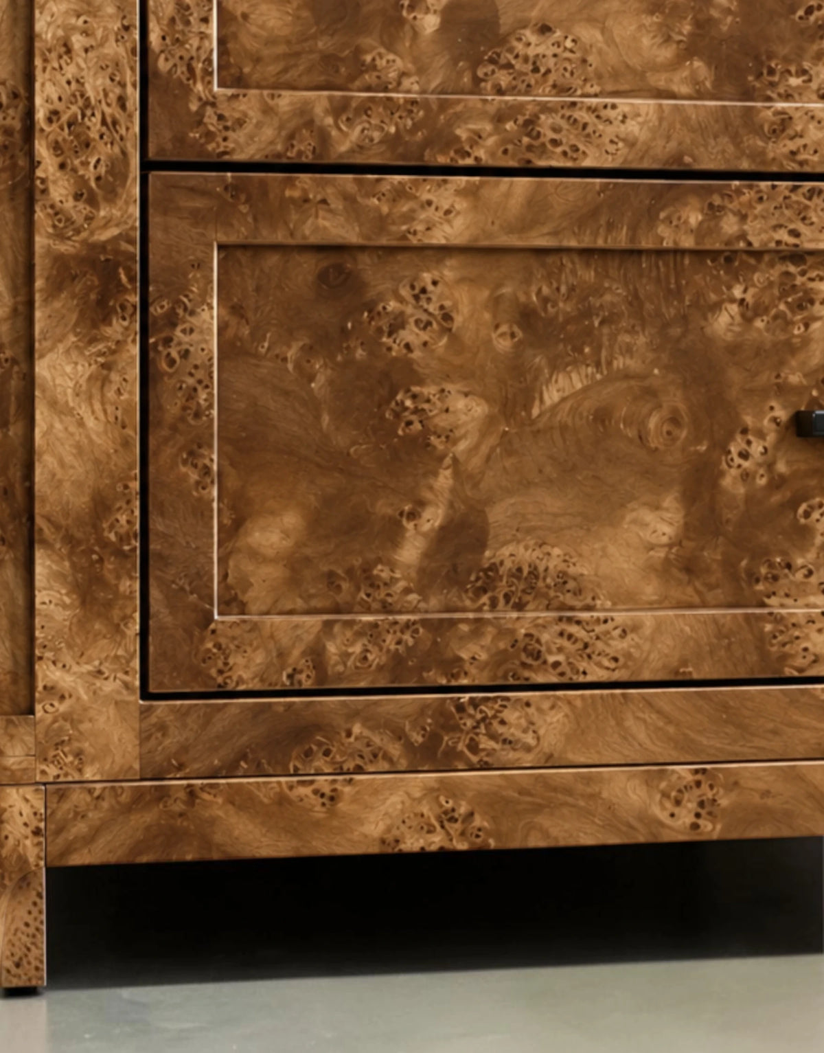 Montadore Six-Drawer Dresser