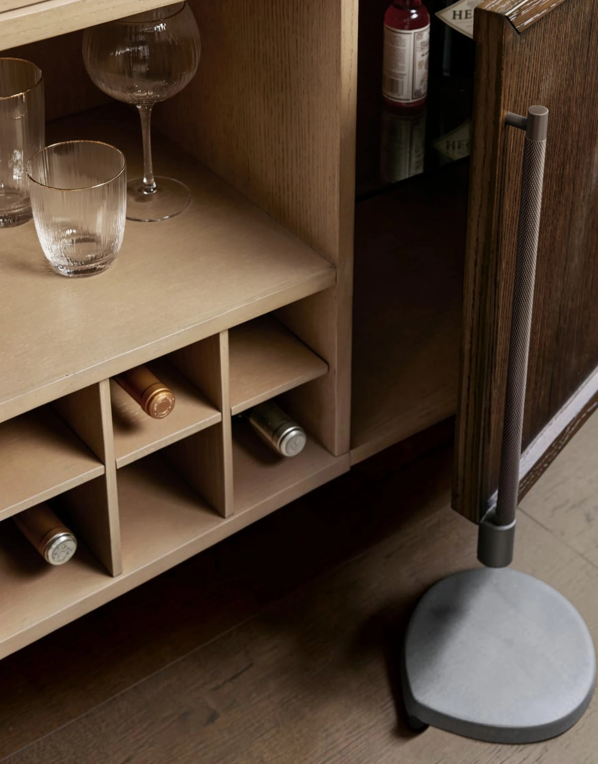 Hettly Bar Cabinet