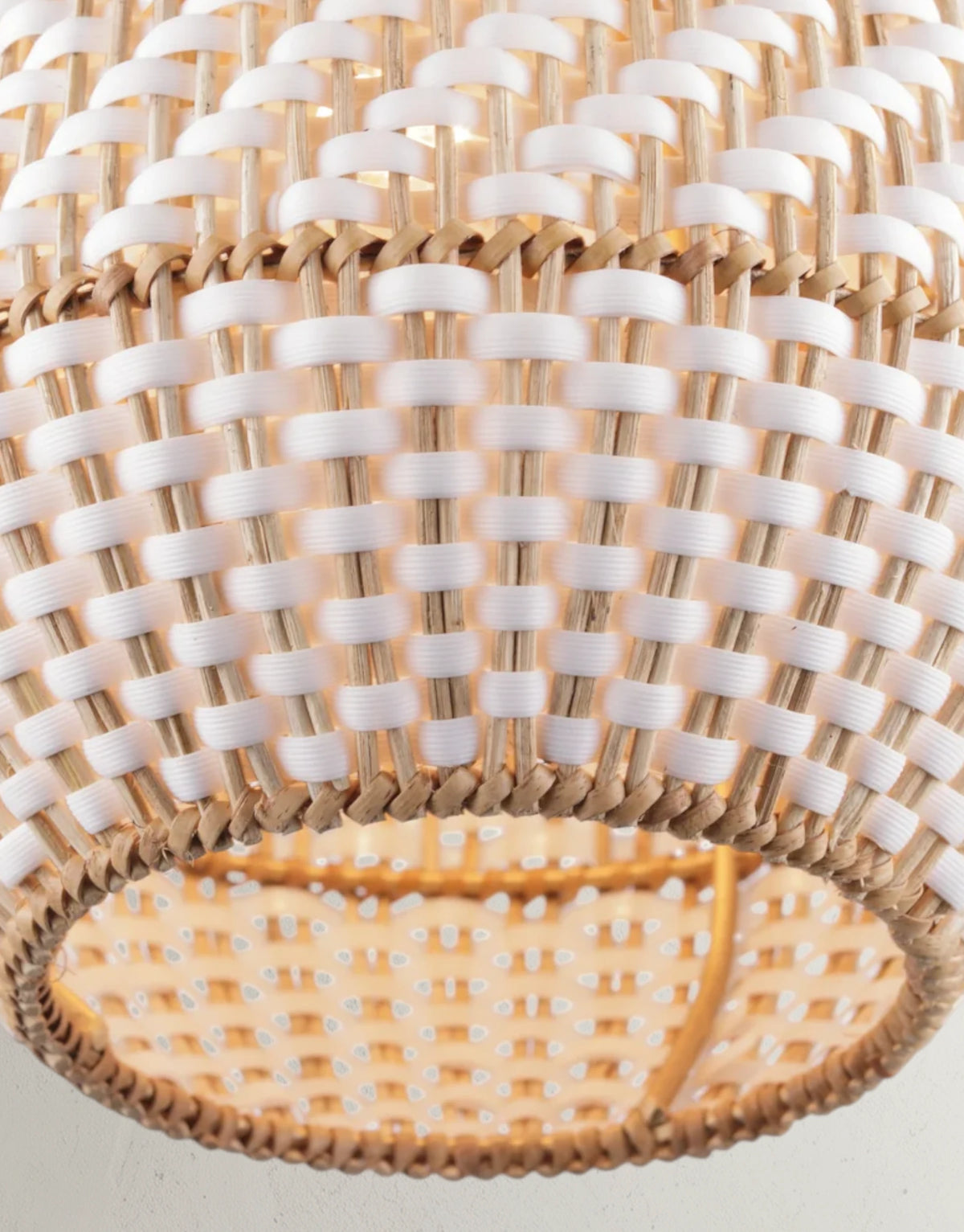 Zahara 10'' Pendant