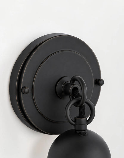Valenne Sconce