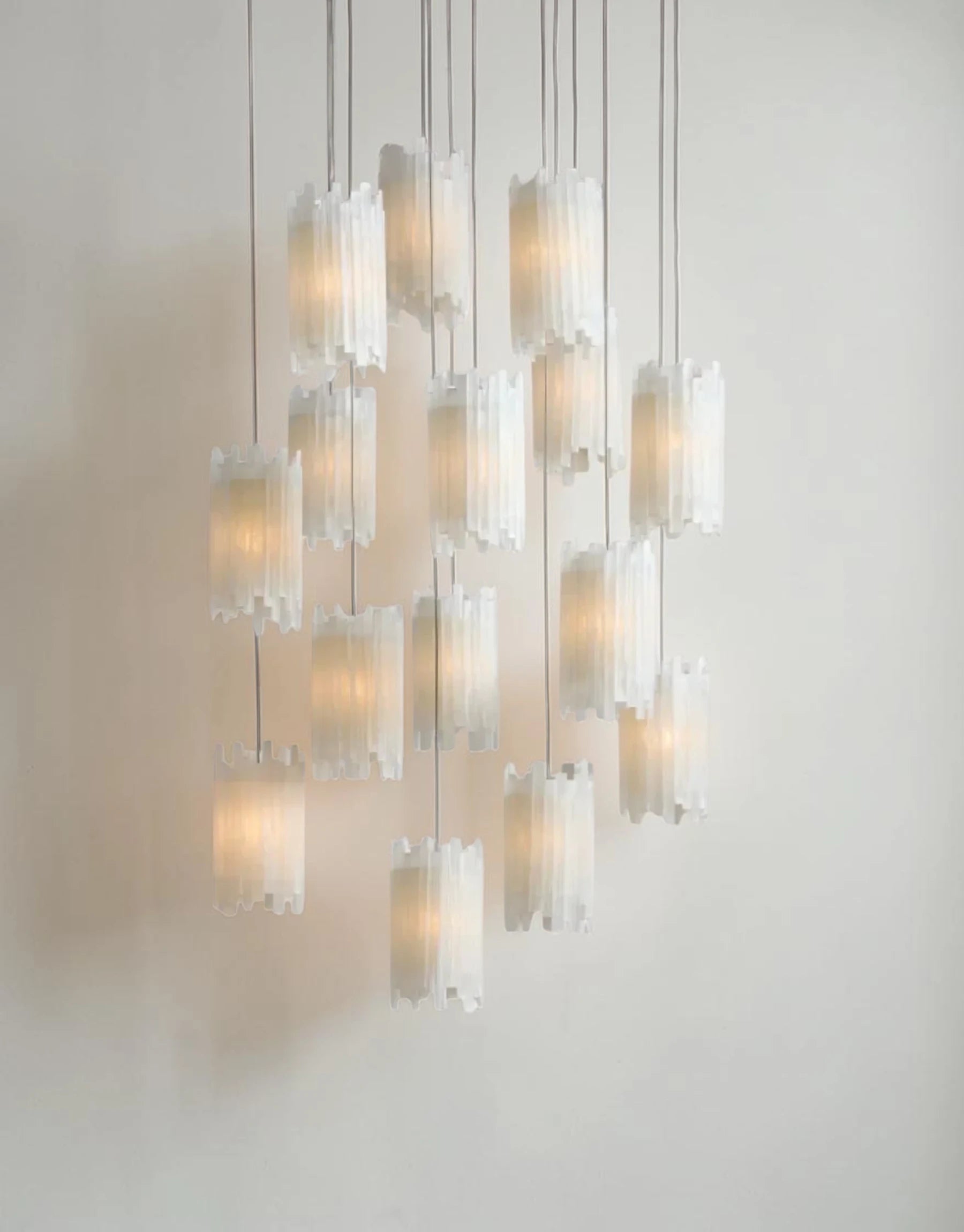 Virelia Round Chandelier
