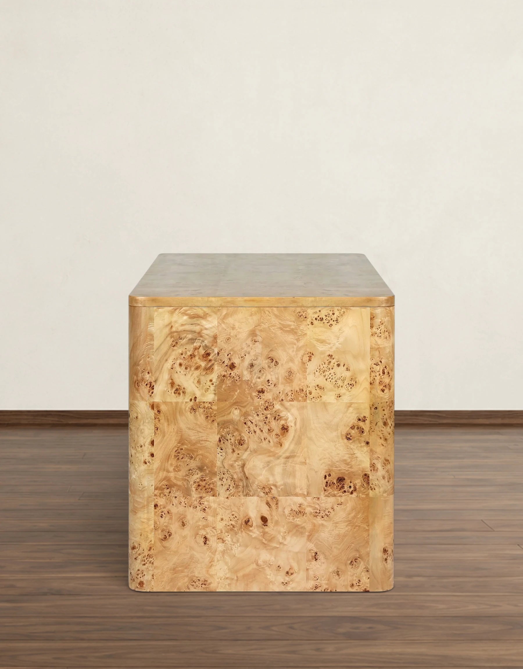 Liora desk