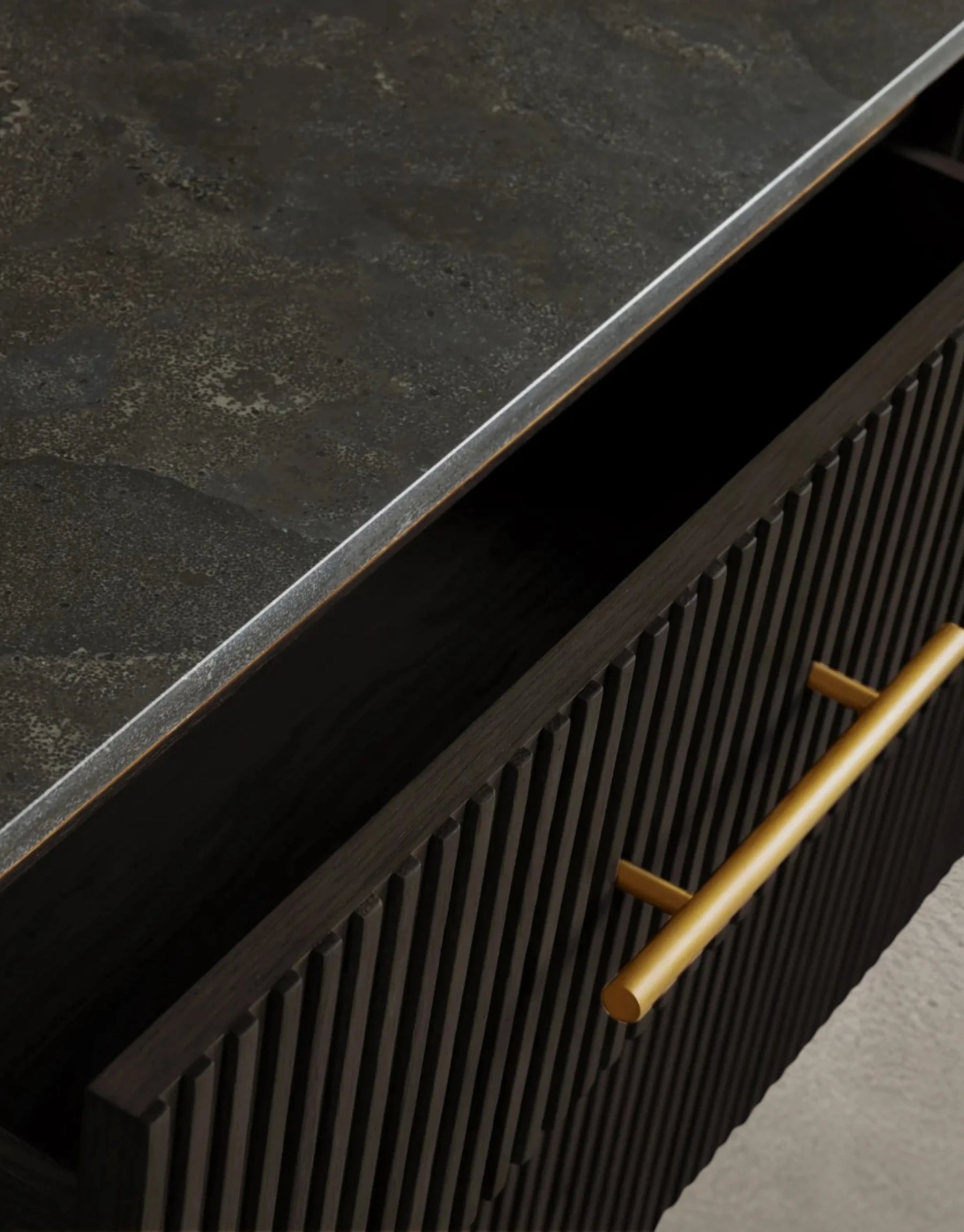 Avelor Plinth Sideboard