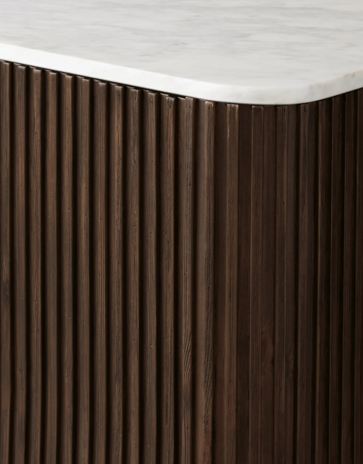 Finnely Media Console